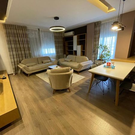 Mak Apartments Tirana Exteriör bild